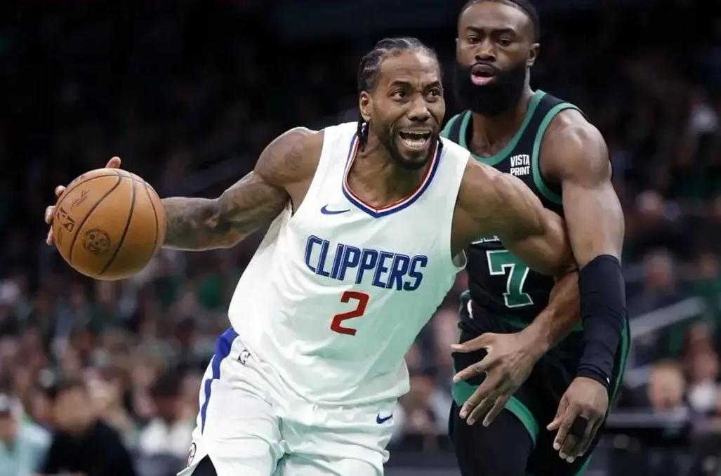 野球场如何一眼判断对手实力？（野球场上如何迅速看出对手实力？）