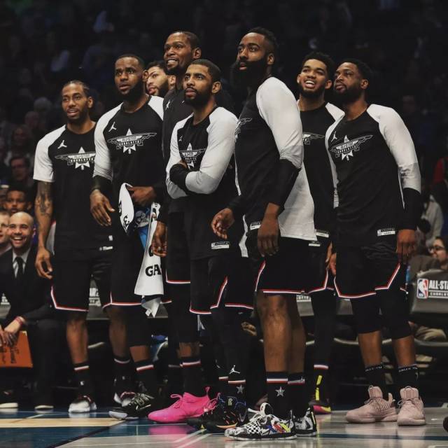 环足奖年度最佳前锋候选：哈兰德、姆巴佩、亚马尔在列（哈兰德、姆巴佩、亚马尔入围环足奖年度最佳前锋）