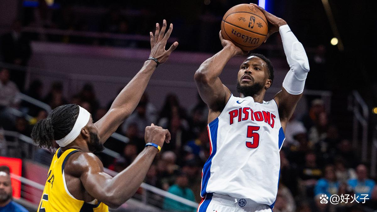 消息人士透露，拜仁对从曼联挖角充满信心，双方已就一月份的重磅交易展开谈判。（知情人士称拜仁有信心从曼联引援，一月重磅交易谈判已开启）