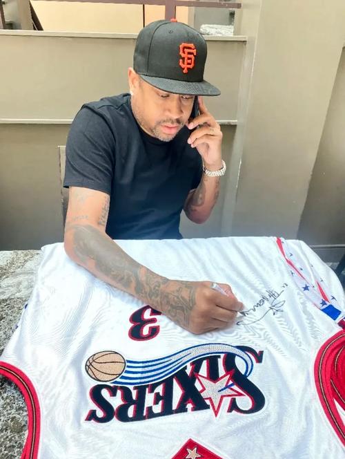 科贝电台：专家会诊由亚马尔团队要求，巴萨仍排除手术治疗（科贝电台：亚马尔团队促成专家会诊，巴萨仍不考虑手术）